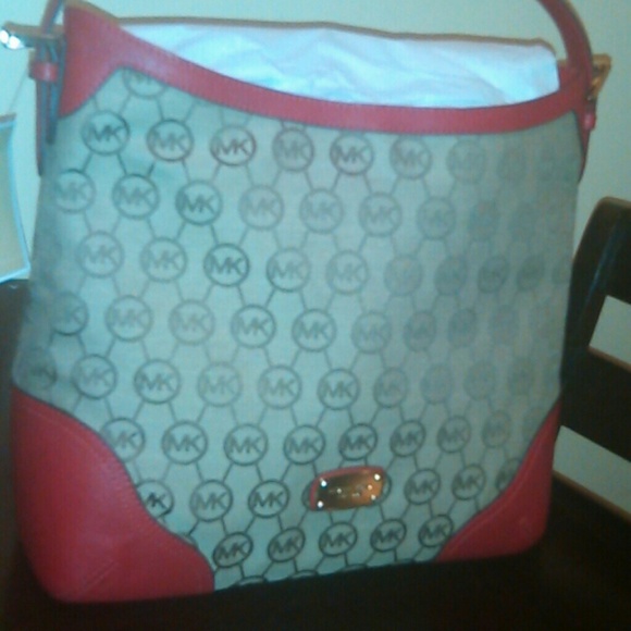 Red Mk Millbrook large