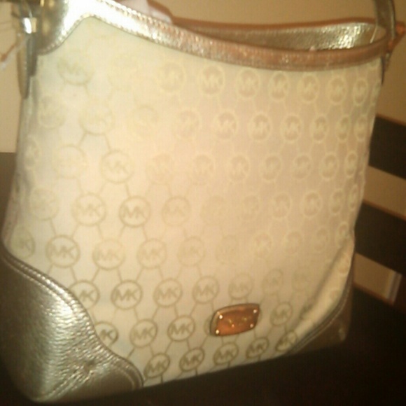 **Sold!**Pale gold large Mk Millbrook