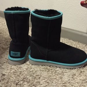 Black UGGs