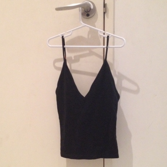 Brandy Melville black crop top