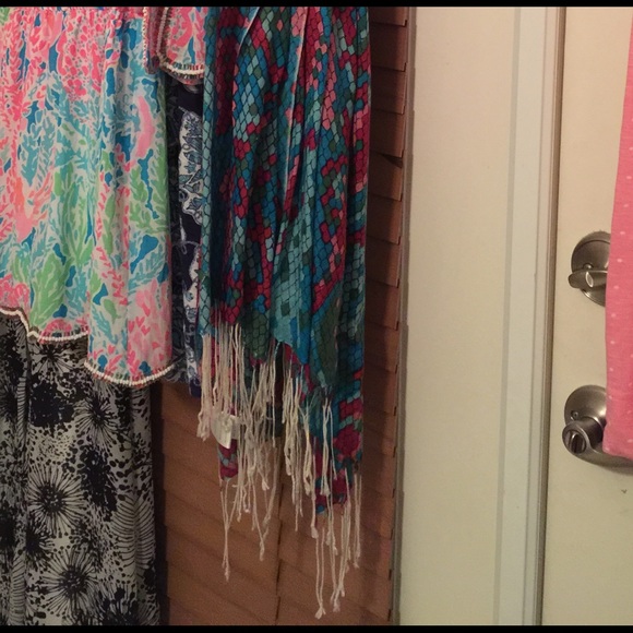 Lilly Pulitzer scarf! NWOT! Never worn super cute!