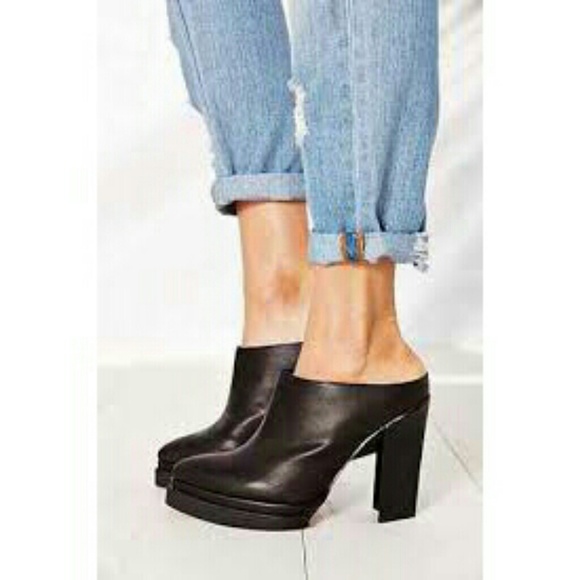 Jeffrey campbell gingham black heels