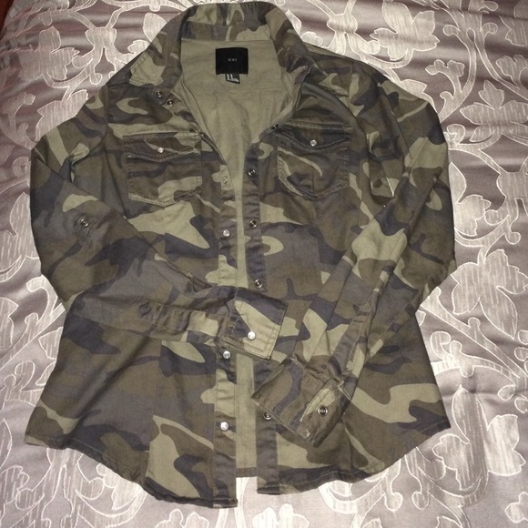 Forever 21 camo button down