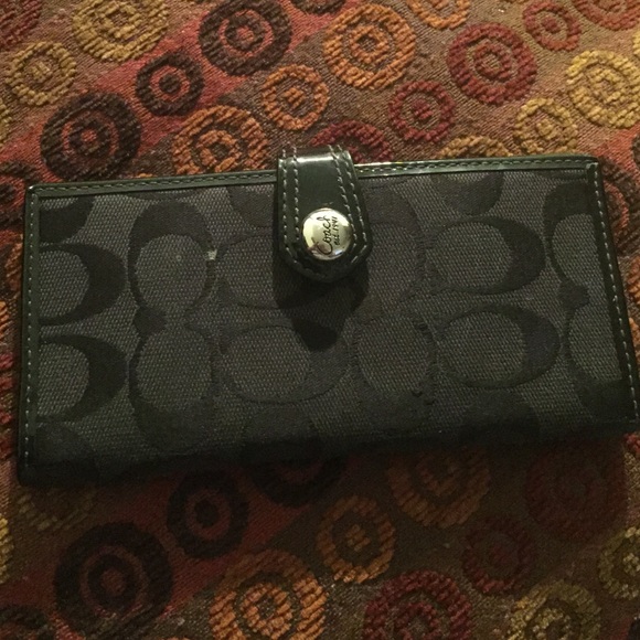 Authentic Coach Wallet .