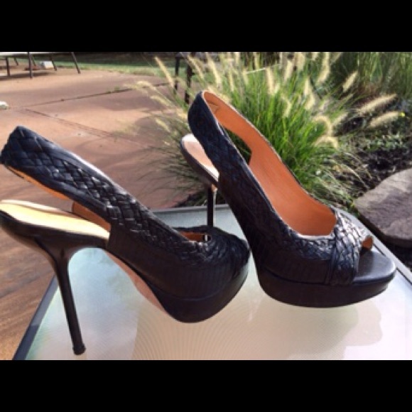 L.A.M.B. by Gwen Stefani Black Slingback Shoes 10