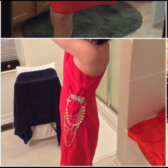 One shoulder red drape dress with added jewelry - Picture 4 of 4