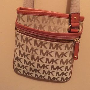Michael Kors Cross Body Bag