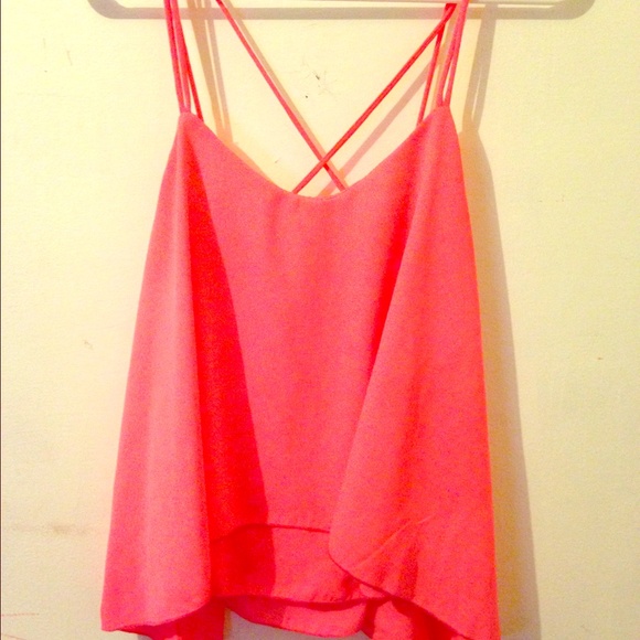 Cute neon pink top!