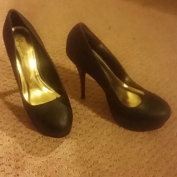 Black heels