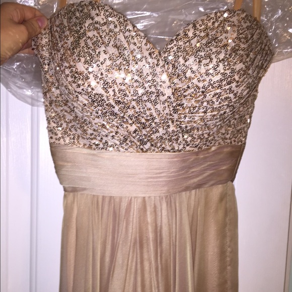 Gold prom/formal dress, size 0 - Picture 2 of 4