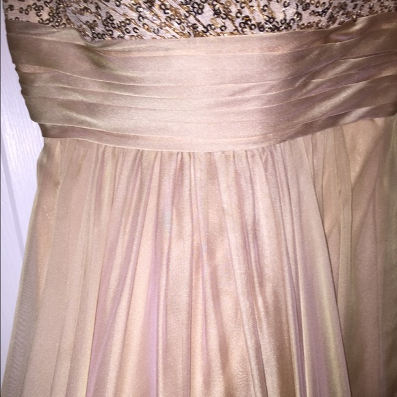 Gold prom/formal dress, size 0 - Picture 4 of 4