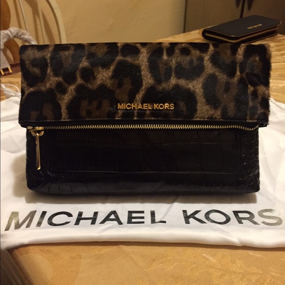 Michael Kors Clutches & Wallets - Authentic Jet Set Mixed Media Large Flap Clutch