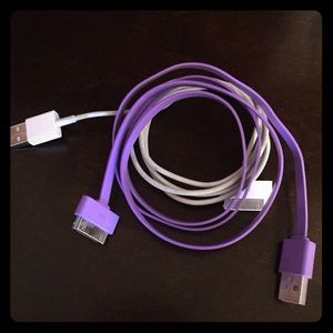 2 IPhone 4s chargers