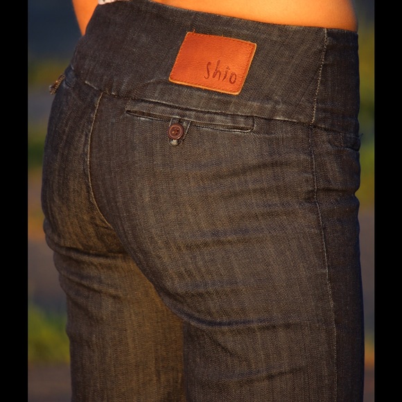 Shio Wide-leg Denim Trouser