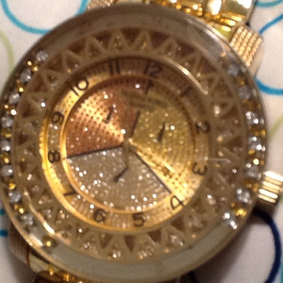 Watch - Picture 4 of 4