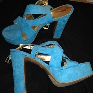 Chunky teal strappy heels **for @mishygrrrl**