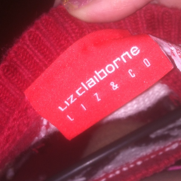 Sweater - Picture 3 of 3