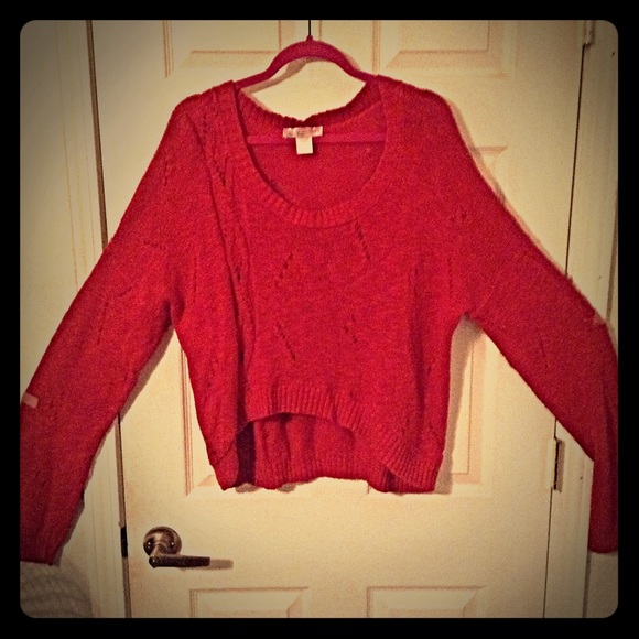 ✂️FINAL✂️Deep Red Hi-Low Crop Sweater 💔