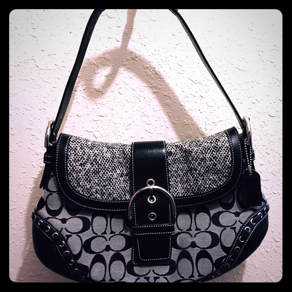 💯 authentic Coach handbag