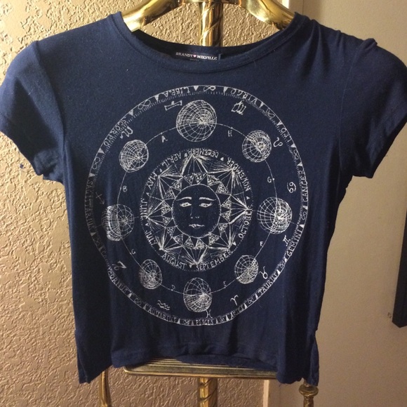 Navy blue Brandy cropped tee!