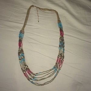 A glamorous necklace