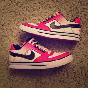Nike shoes