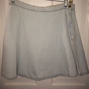 Light wash denim skirt