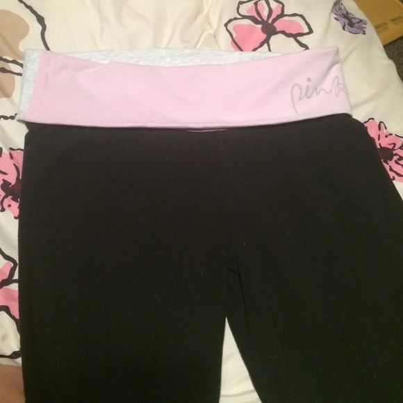 Trade for Sierra! PINK cropped Yogas
