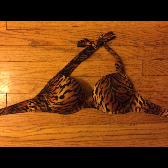 VS Bombshell bikini top