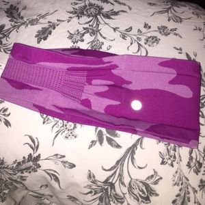 Bangs back headwrap ( lulu lemon)