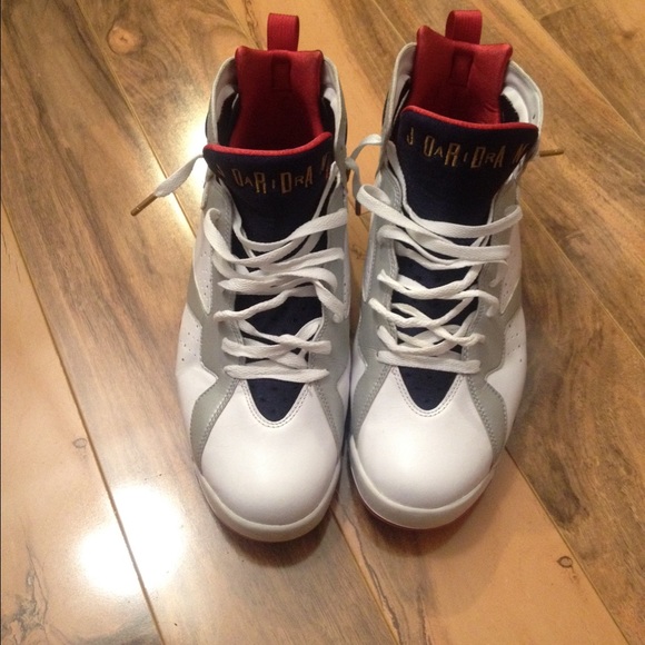 Sz 12 cavs 4's, Olympic 7's, 3's air Jordan - Picture 3 of 4