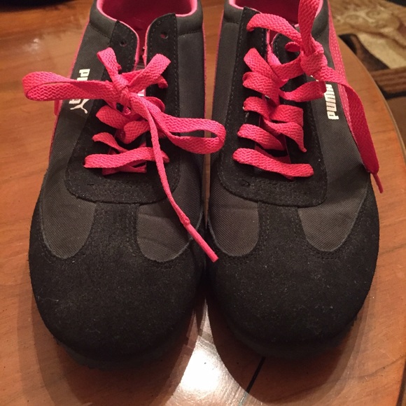 Women's casual Pumas