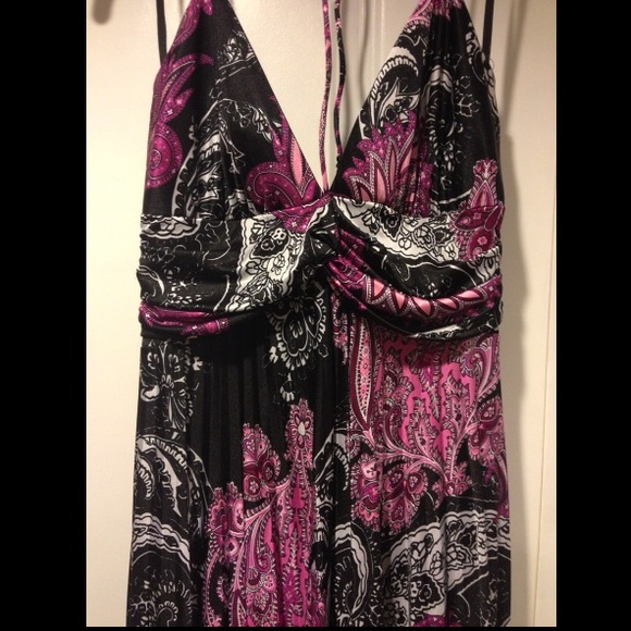 Maxi Dress - Picture 2 of 4