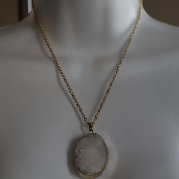 Sold out❗️Ivory stone pendant necklace - Picture 2 of 3