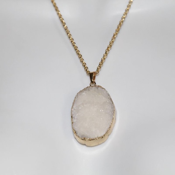 Sold out❗️Ivory stone pendant necklace - Picture 3 of 3