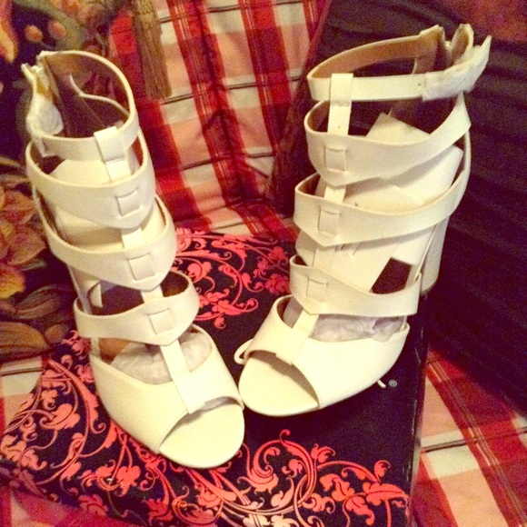 Cupid White Cage Style Sandles