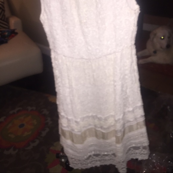 White lace dress - Picture 2 of 3