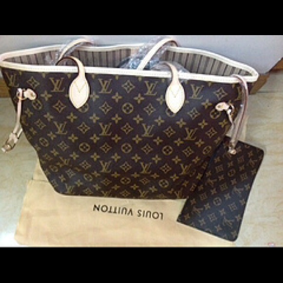 Inspired Louis Vuitton with small wallet/pouch