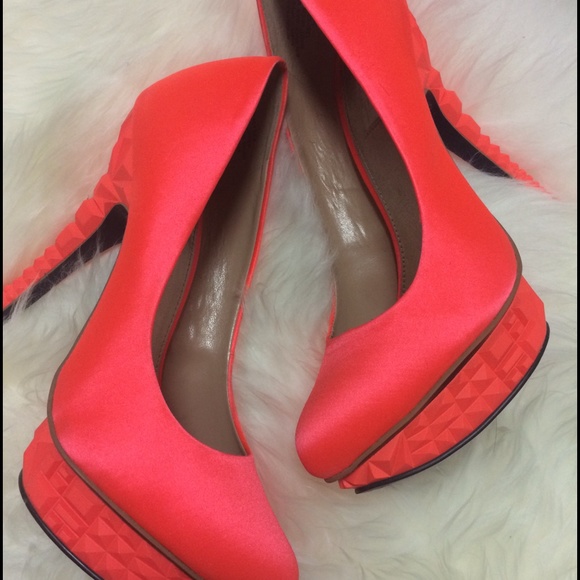 Rachel Roy Kalyssa Women's Textile Platform Heels