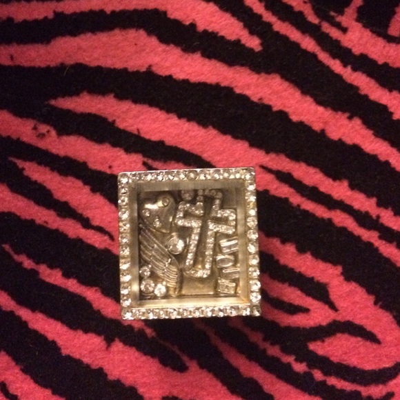 Ring