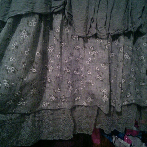 Button down - Picture 4 of 4