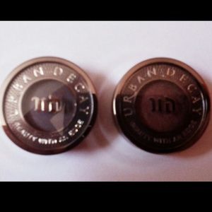 Urban decay roach eye shadow for @kay_deluca