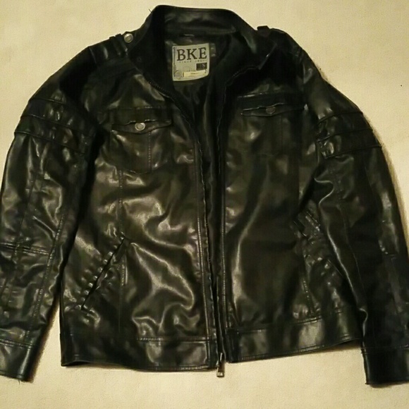 Mens BKE size small leather jacket.