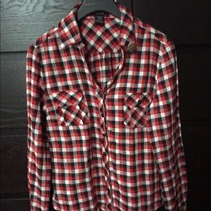 Plaid buttondown red black white