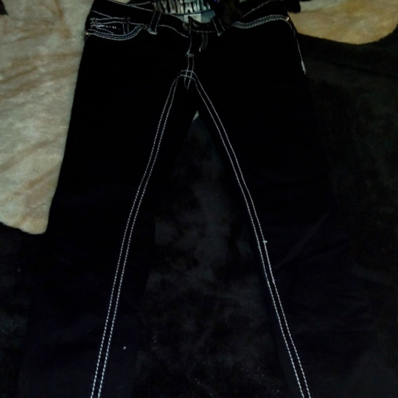 Low rise skinny jeans