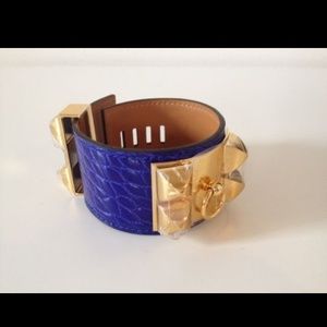LOOKING FOR HERMES COLLIER DE CHIEN IN BLEU CROC