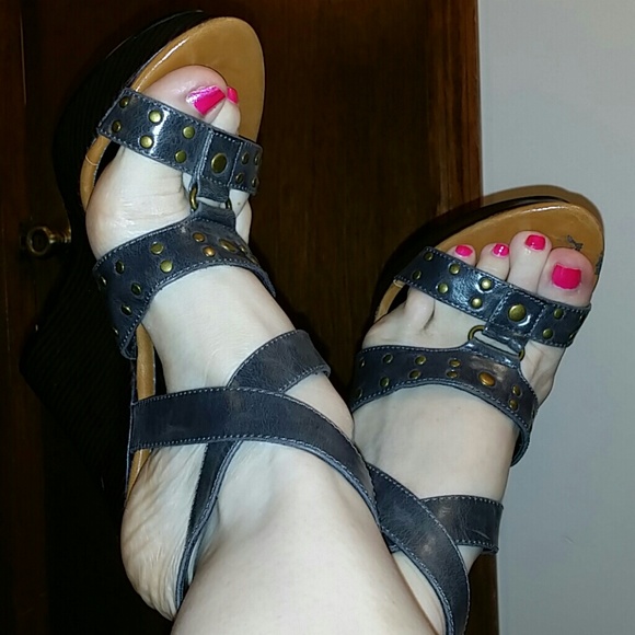 Shoes Nwto I bought never wore them