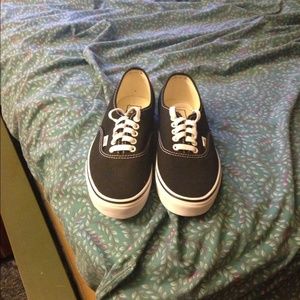 Brand new never worn. Black and white vans.