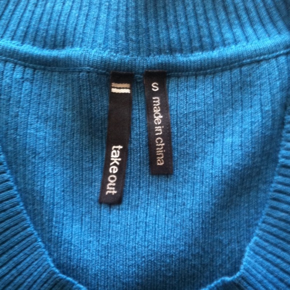 Very cute dressblouse.perfect for legging. - Picture 4 of 4