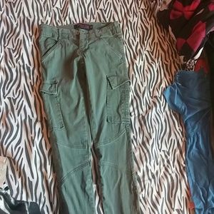 Military style skinny jeans
